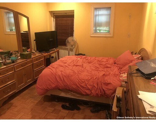 Foto del edificio - 105 W 4th St