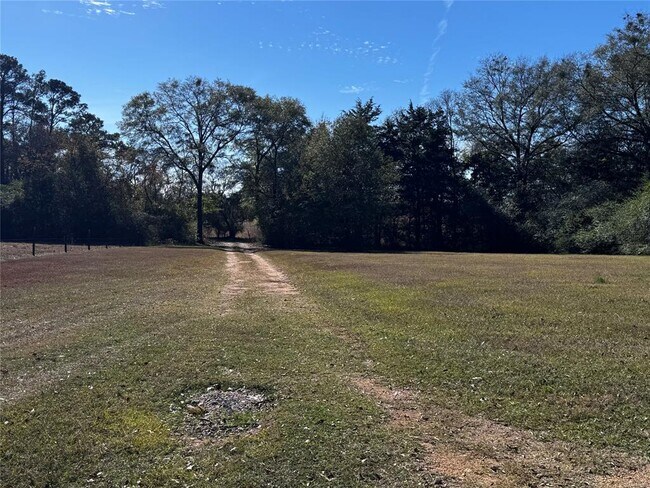 Foto del edificio - 1560 W County Rd