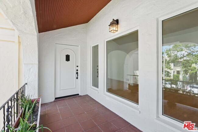 Foto del edificio - 1134 S Wooster St