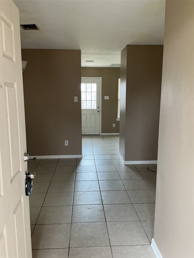 Building Photo - 4819 May Arbor Ln