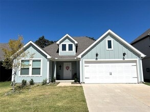Building Photo - 13113 Dawson Dr
