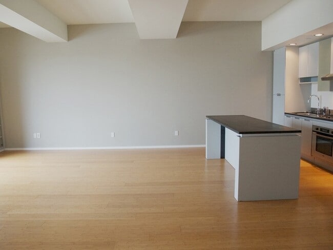 Building Photo - 141 Dorchester Ave