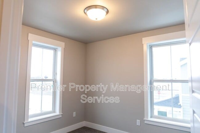 Foto del edificio - 6011 Elysian Rd