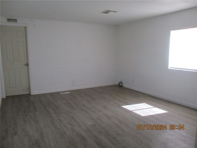 Building Photo - 1585 Vereda Ln