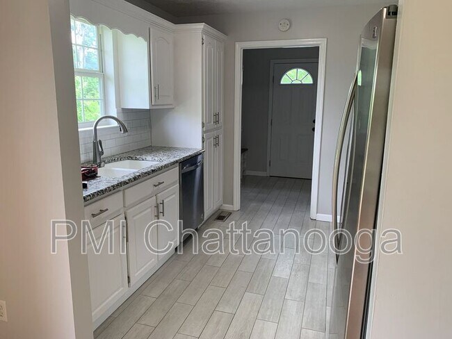 Foto del edificio - 9307 Bill Reed Rd