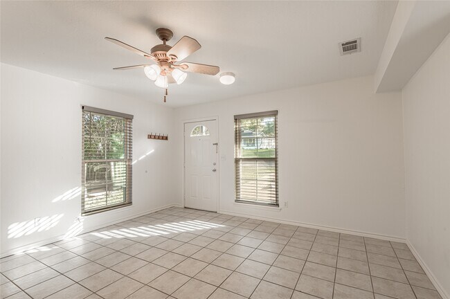 Foto del edificio - 2118 Avenue M