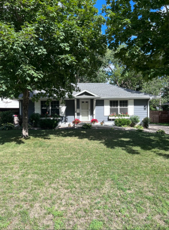 Building Photo - 6511 Oliver Ave S