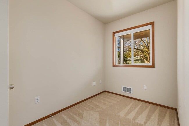 Foto del edificio - 1619 SW Barton St