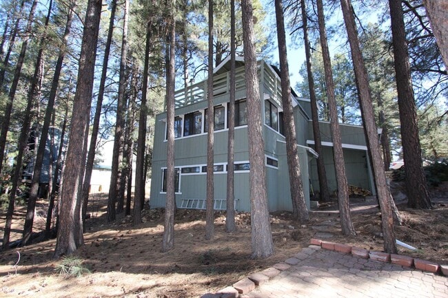 Foto del edificio - Coming in June - Kachina Village home