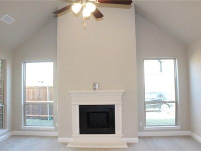 Foto del edificio - 15609 Canyon Ridge