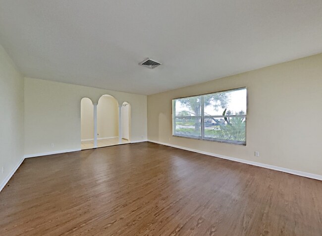 Foto del edificio - 4444 NE 29th Ave