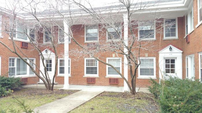 Primary Photo - 2 bedroom in Evanston IL 60201
