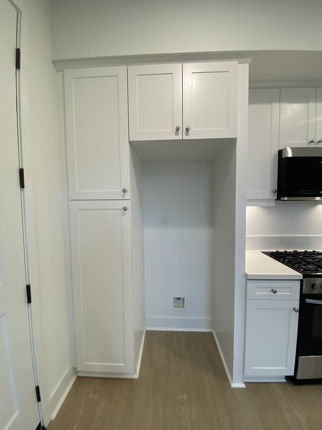 Refrigerator Space - 28311 Old Springs Rd