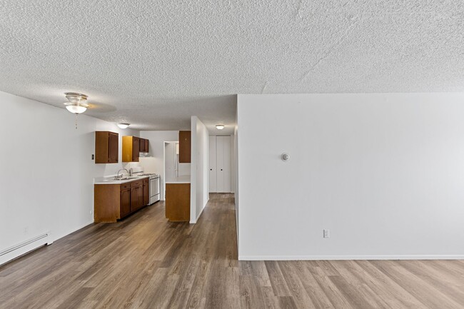 Interior Photo - Carriage House (Albion 64 LLC)