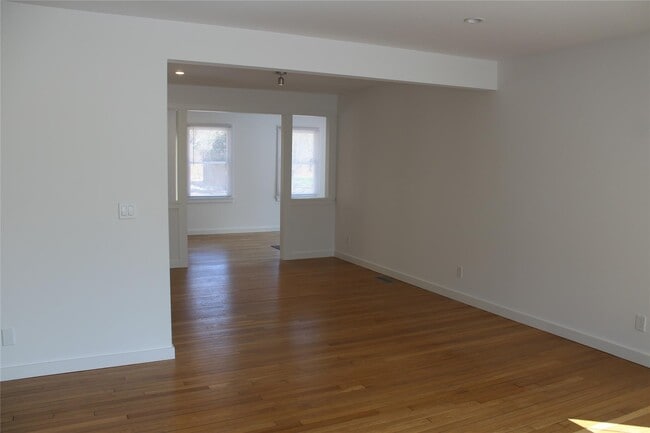 Foto del edificio - 127 Belleview Ave