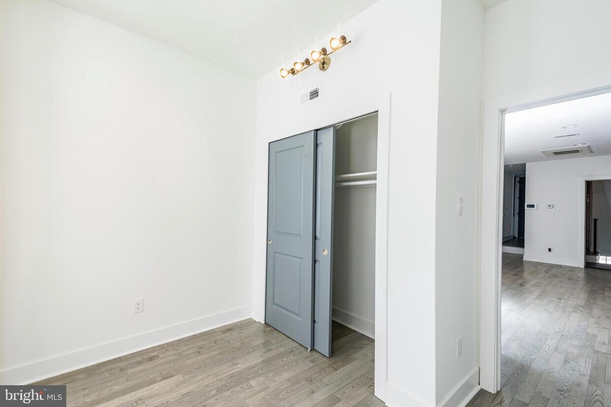 Foto principal - 2731 Cecil B. Moore Ave