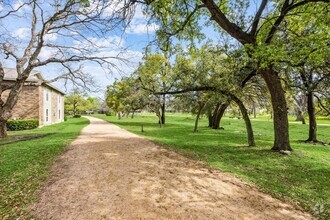 Building Photo - 10616 Mellow Meadow Dr