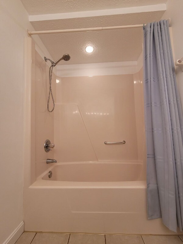 Foto del edificio - 515 Meredith Ln