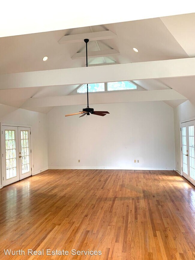 Building Photo - 4 br, 3 bath House - 660 Marion Dr.