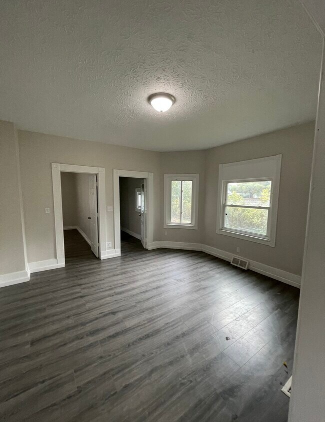 Foto del edificio - 37 Magnolia Ave