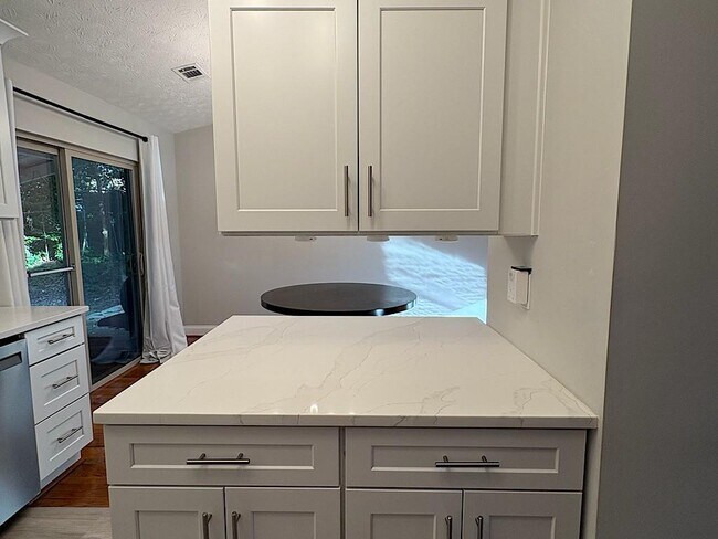 Foto del edificio - 3767 Murdock Ln