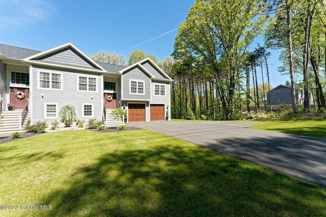 88 Clamsteam Rd, Clifton Park, NY 12065 Townhome Rentals in Clifton