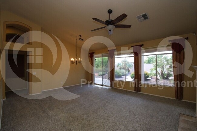 Foto del edificio - 3392 W Monterey St