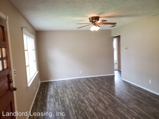 Building Photo - 3 br, 1 bath House - 850 Oakwood Drive