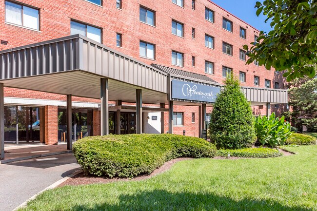 Foto del edificio - 3515 Washington Blvd