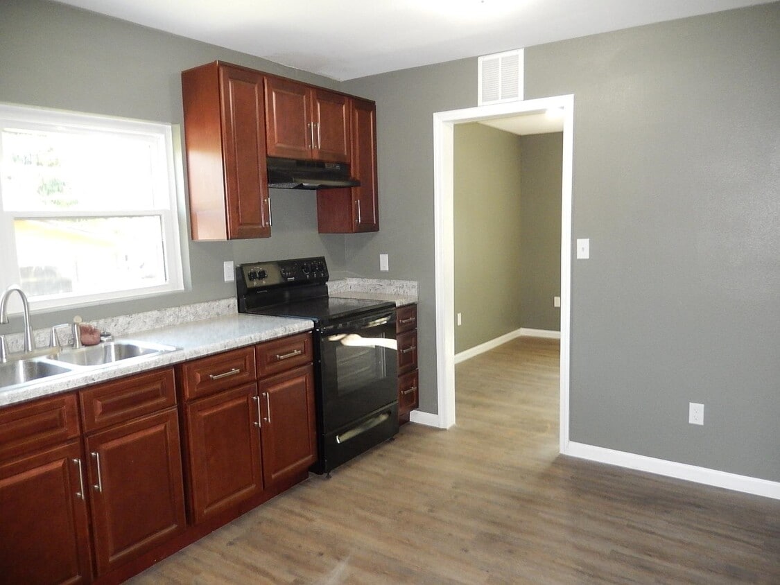 75 Hinson Cir S, Havana, FL 32333 House Rental in Havana, FL