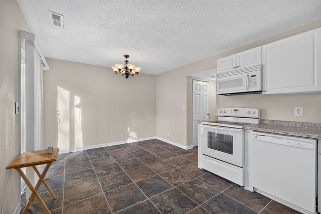 Building Photo - 3061 Breslaw Ct