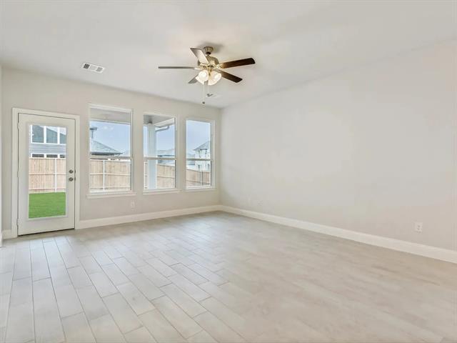Building Photo - 701 Santa Lucia Dr