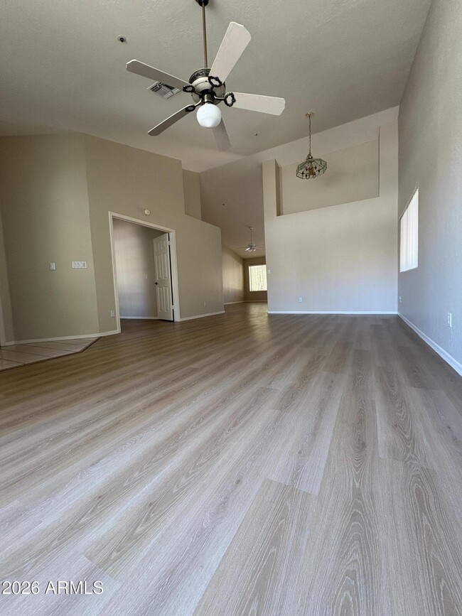 Building Photo - 8947 E Palm Ridge Dr