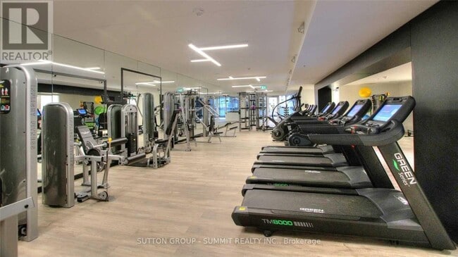 Building Photo - 181 Dundas St E