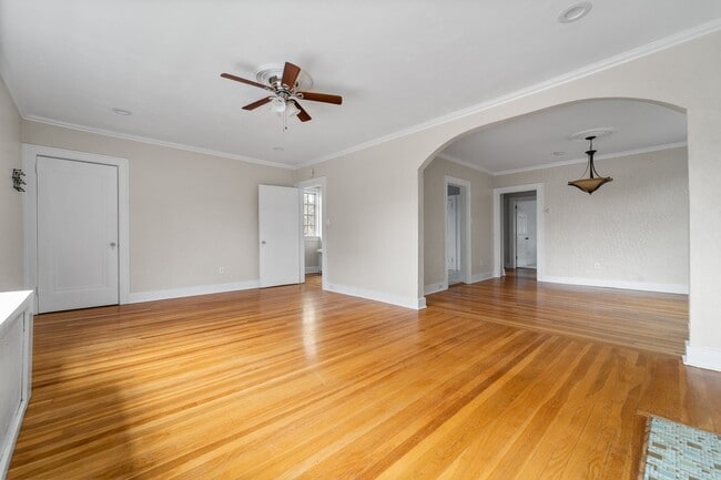 Building Photo - 5807 Callowhill St