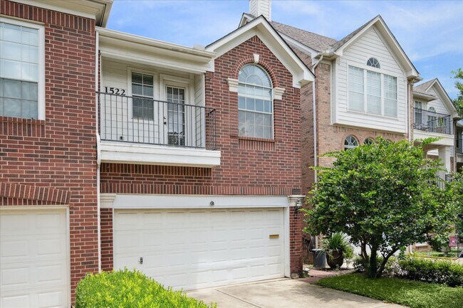 Foto del edificio - 1522 Castle Ct