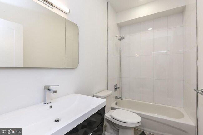 Foto del edificio - 1431 Brown St