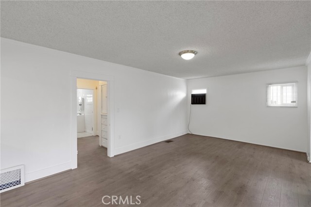 Foto del edificio - 333 S 6th St