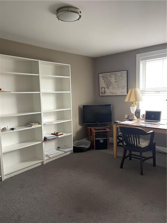 88 Albert Ave, Cranston, RI 02905 Room for Rent in Cranston, RI