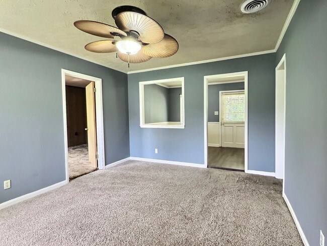 Building Photo - 3 Bed, 1 Bath in Montgomery close to Maxwell!