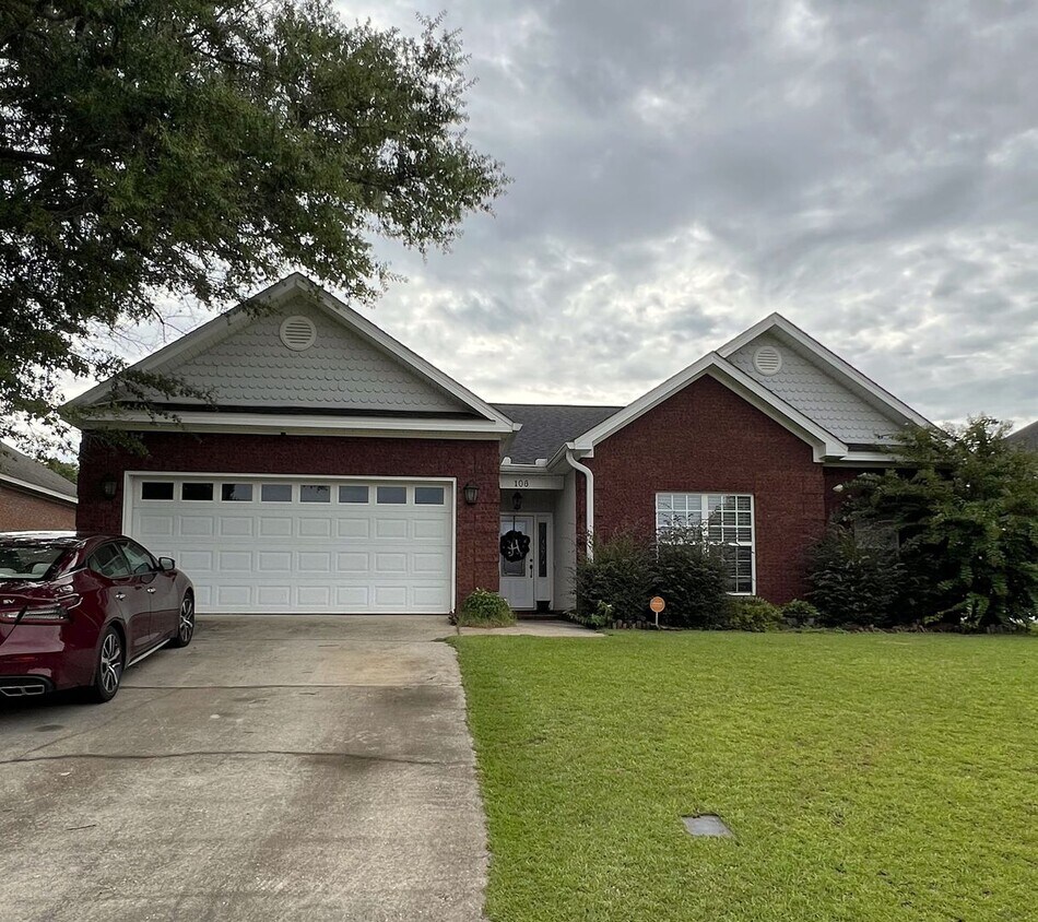 Foto principal - Valley Chase Subdivision!