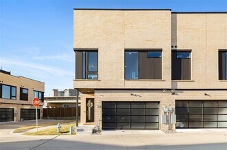 Building Photo - 114 Enclave Wy