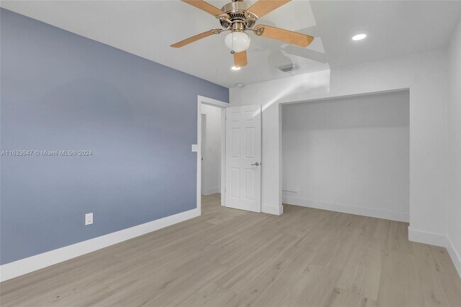 Building Photo - 30400 SW 193rd Ave