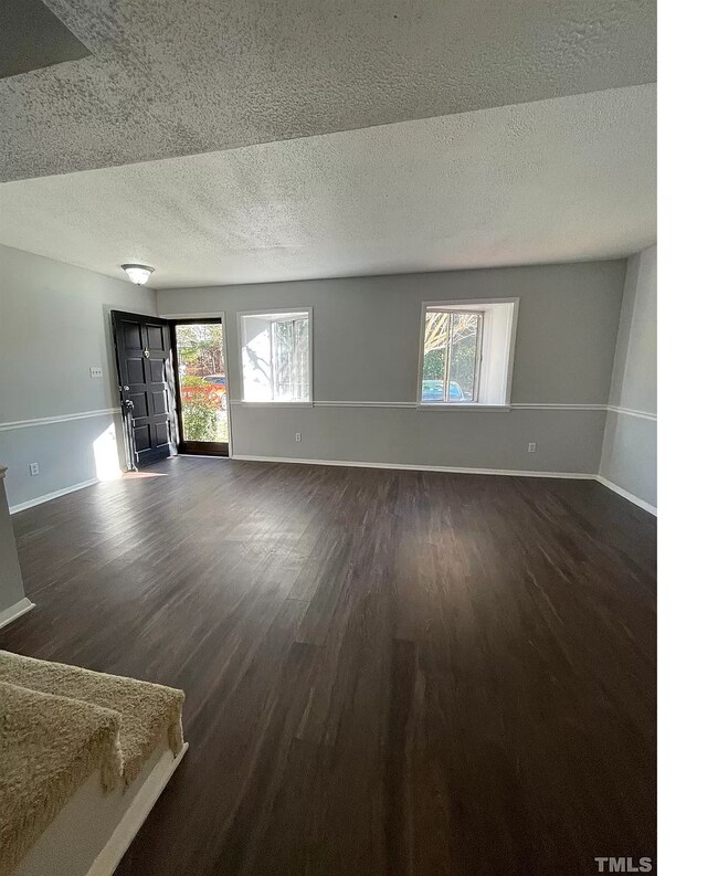 Foto del edificio - 510 Garner Townes Ln