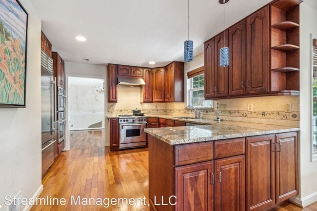 Foto del edificio - 5 br, 3.5 bath House - 11041 Snowshoe Lane