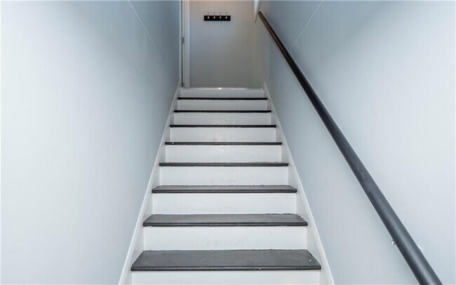 Foto del edificio - 109 Haskins Ave