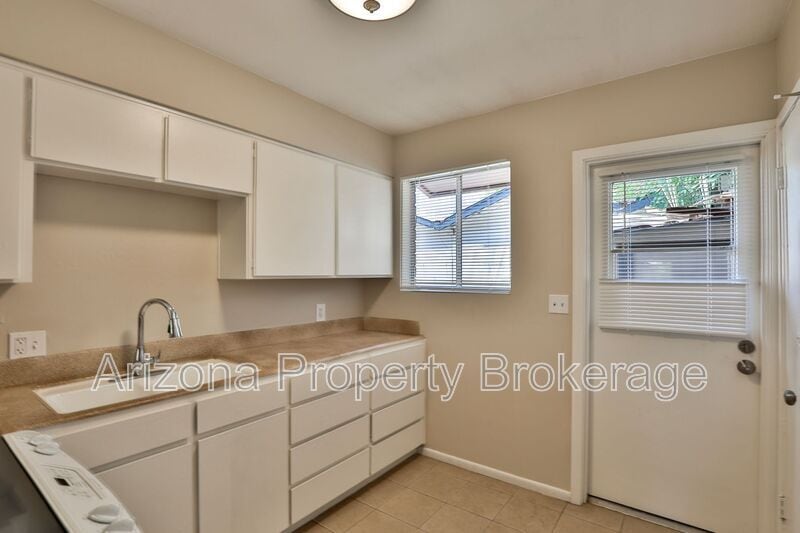 Photo - 2323 S. College Ave.
