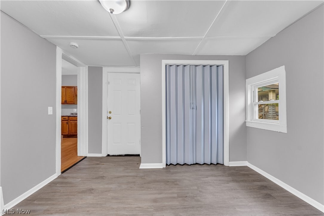 Building Photo - 2050 W 83rd St
