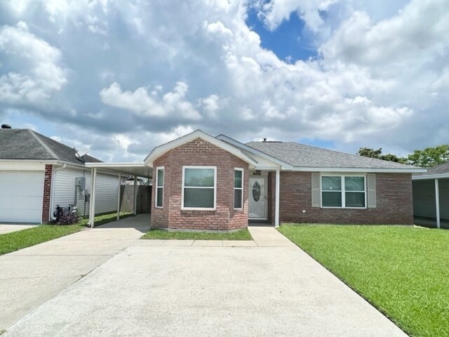Foto del edificio - 2532 Misty Meadows Dr