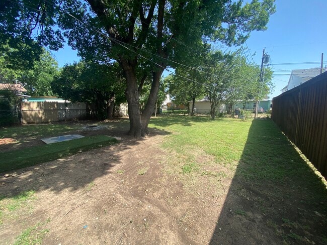 Foto del edificio - 4622 Stigall Dr